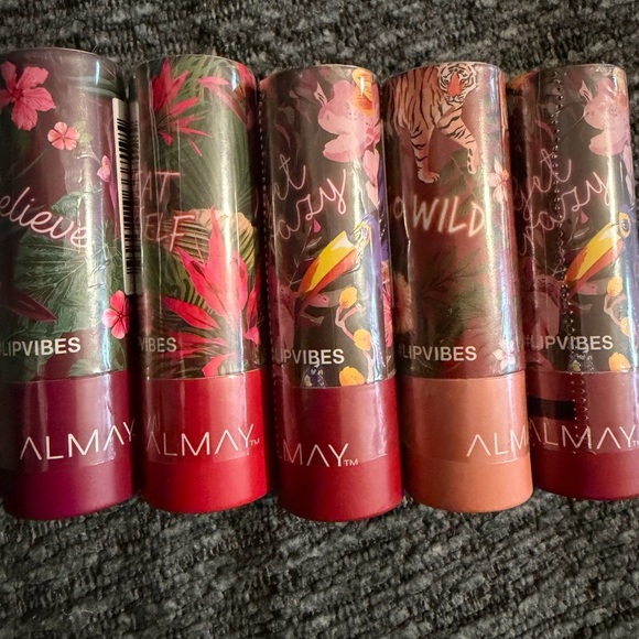 Almay Other - Almay Lip Vibes Matte Lipstick Duo - Go Wild & Get Crazy x 5